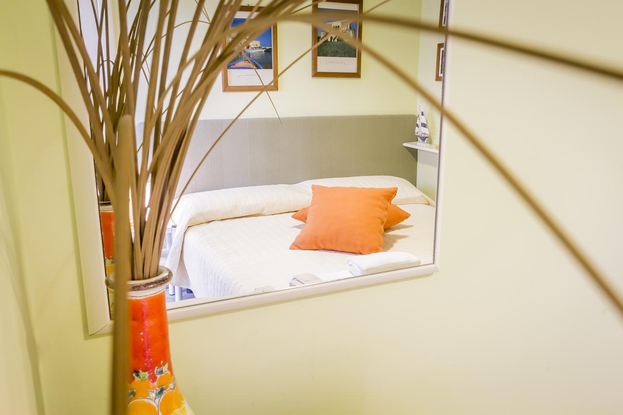 Mandarinoarancio Bed and Breakfast Alezio Exteriör bild