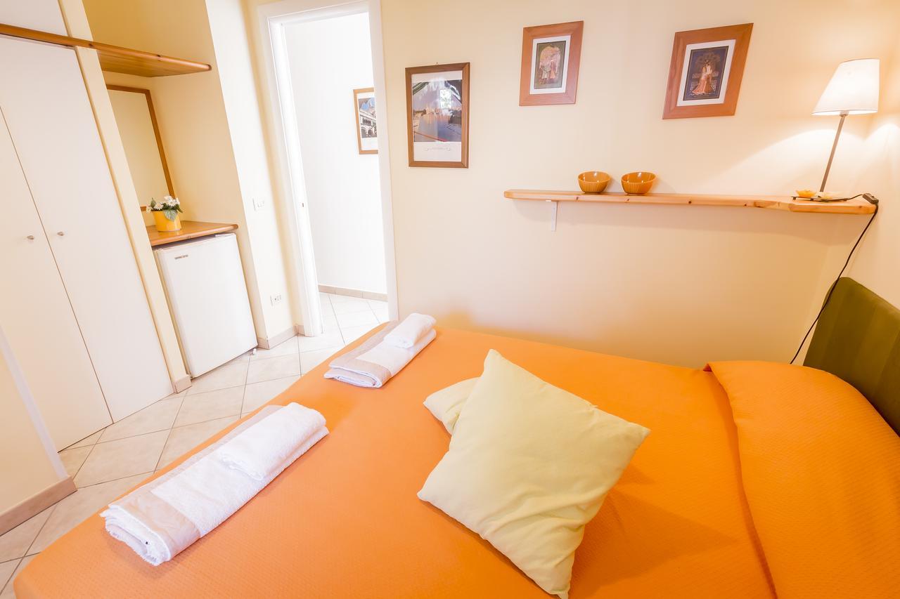 Mandarinoarancio Bed and Breakfast Alezio Exteriör bild