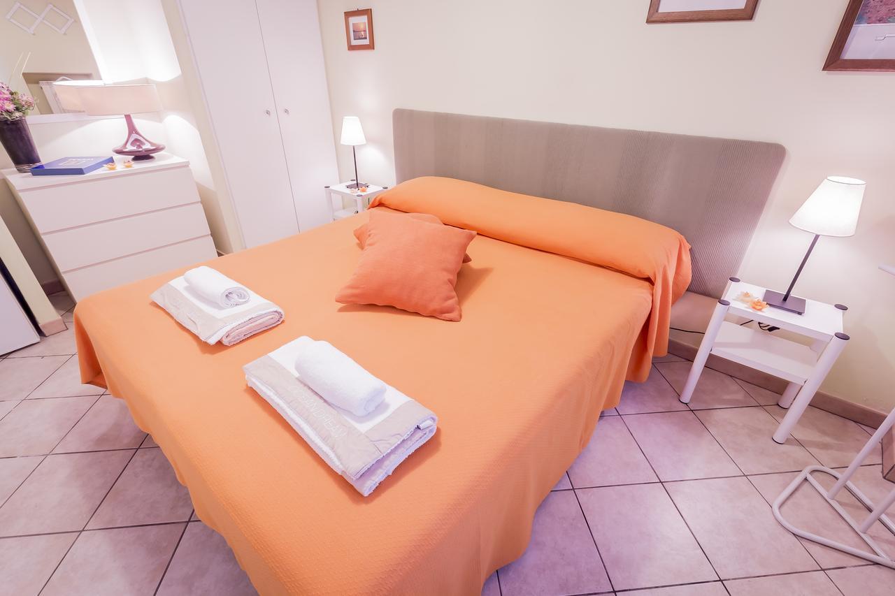 Mandarinoarancio Bed and Breakfast Alezio Exteriör bild
