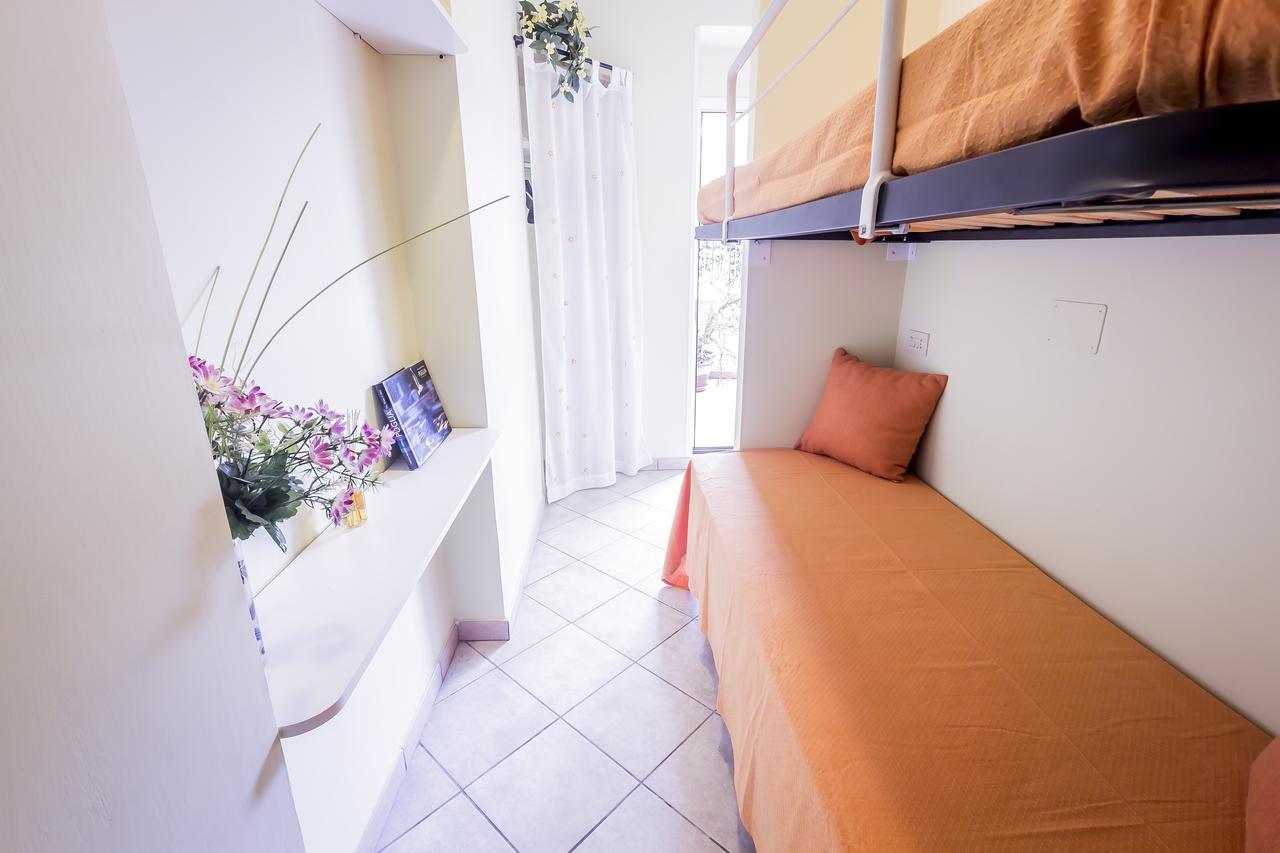 Mandarinoarancio Bed and Breakfast Alezio Exteriör bild