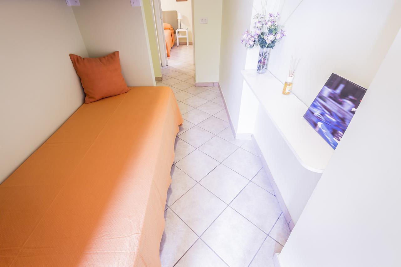 Mandarinoarancio Bed and Breakfast Alezio Exteriör bild